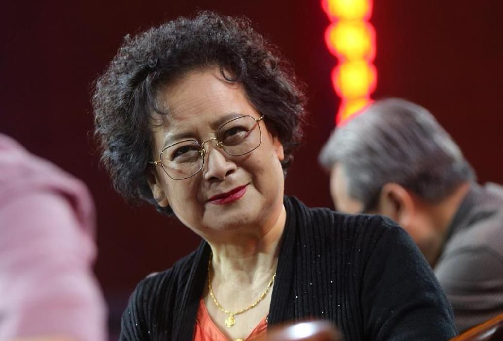 原创76岁观音左大玢隐瞒了50年的帅气老公原来是我们熟悉的他