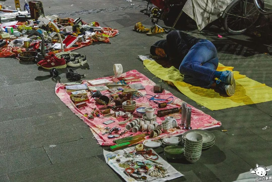 夜探广州鬼市凌晨开张天亮散场