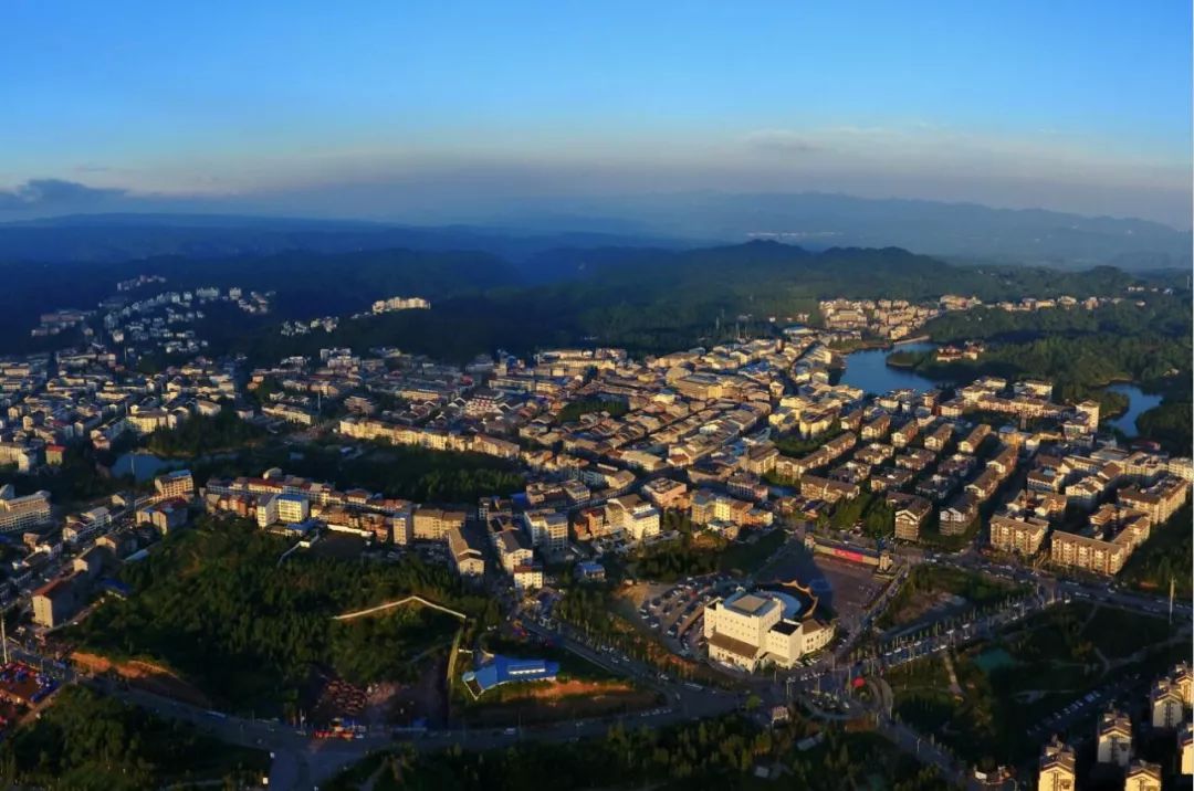 晒文化晒风景石柱黄水夏日的避暑天堂