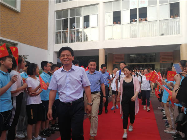 合肥市庐阳中学为2019届毕业生壮行