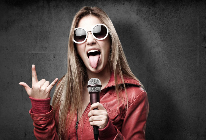 唱歌大白嗓,气息到底在哪里?瞬间学会用气息唱歌的五个小技巧