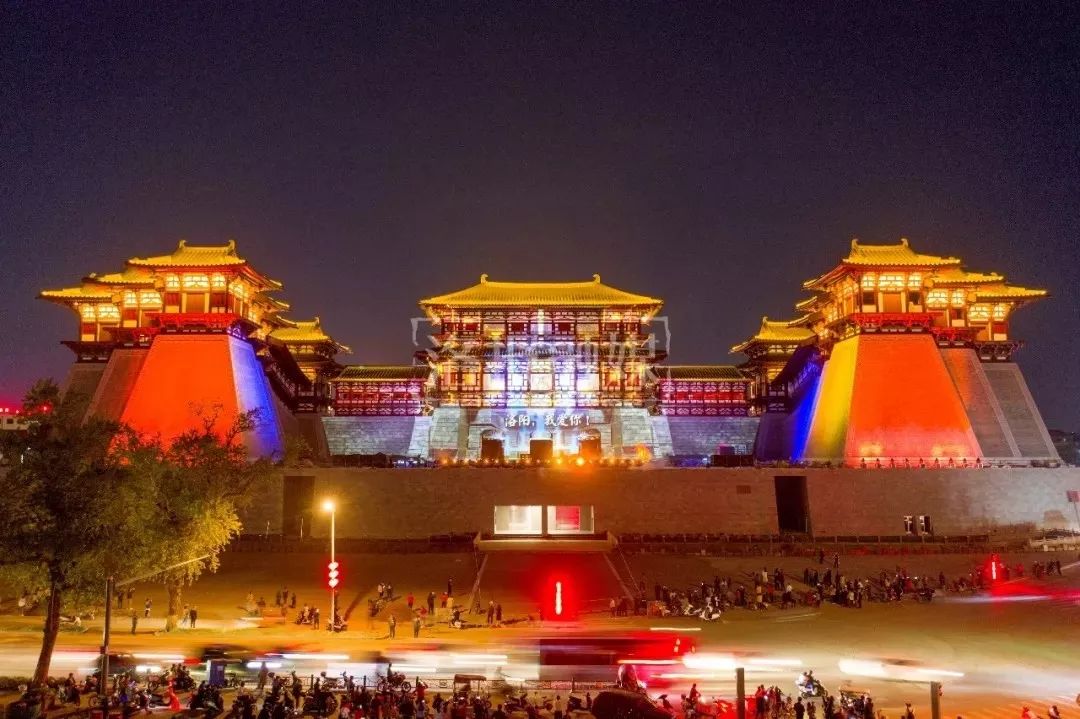 是全国重点文物保护单位,是新中国工业的标志性建筑群,也装满了厂矿