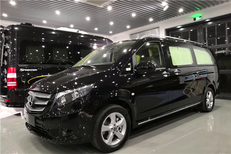 奔驰徽尔顿vt徽红版7座平顶商务车超清细节精美图集