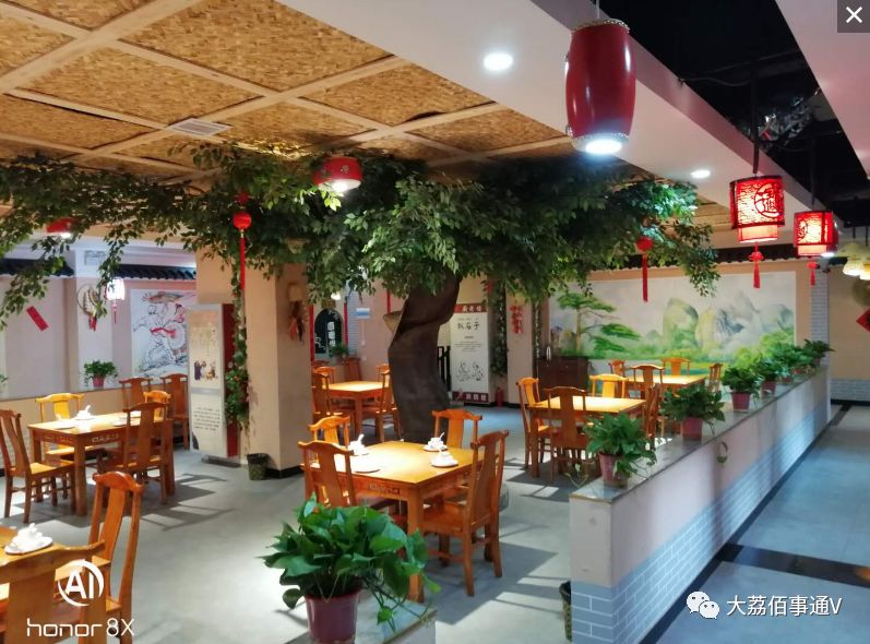 2019舌尖上的大荔,东府广场边有家深藏不露的【厨老怪】民俗餐厅,6月