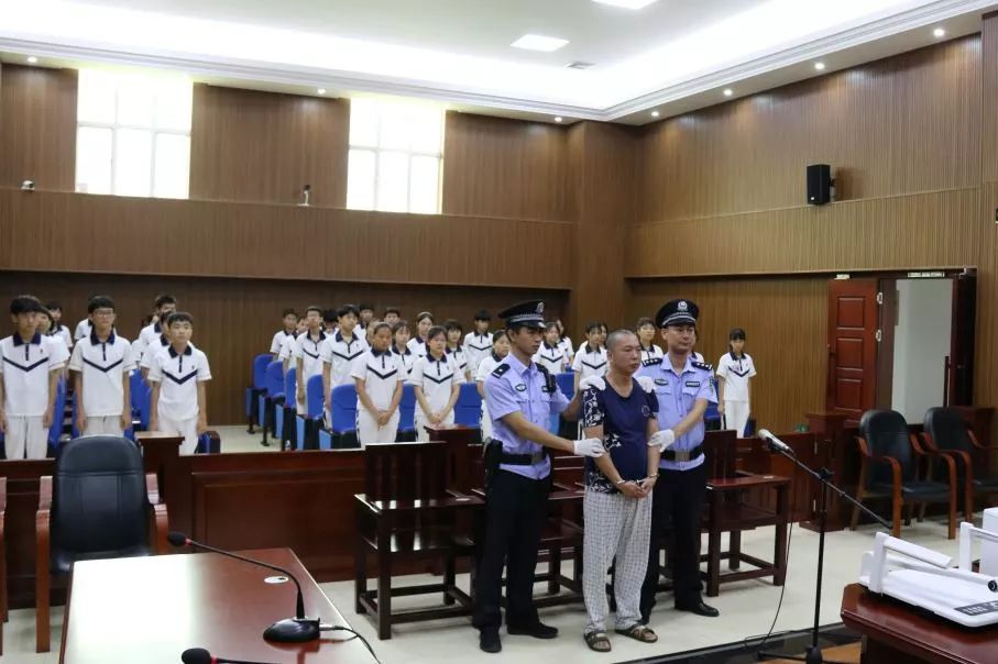 惠来男子贩卖毒品被一审判决15年