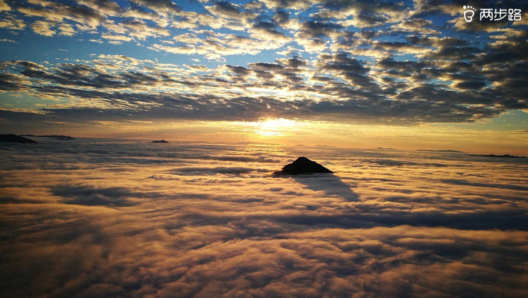 629周六晚从东莞出发穿越广东第一险峰k2峰龙斗峰赏最美日出云海