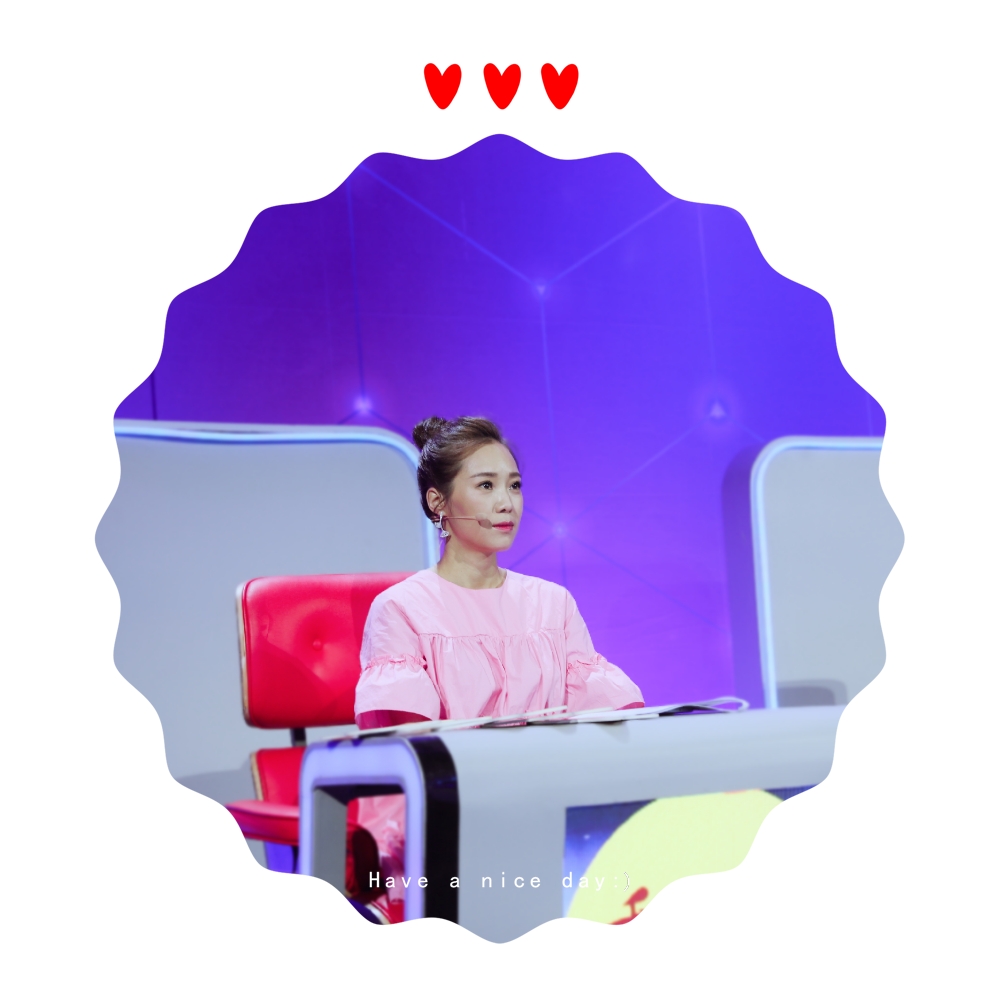 综艺盛典评委云朵用歌声送去温暖