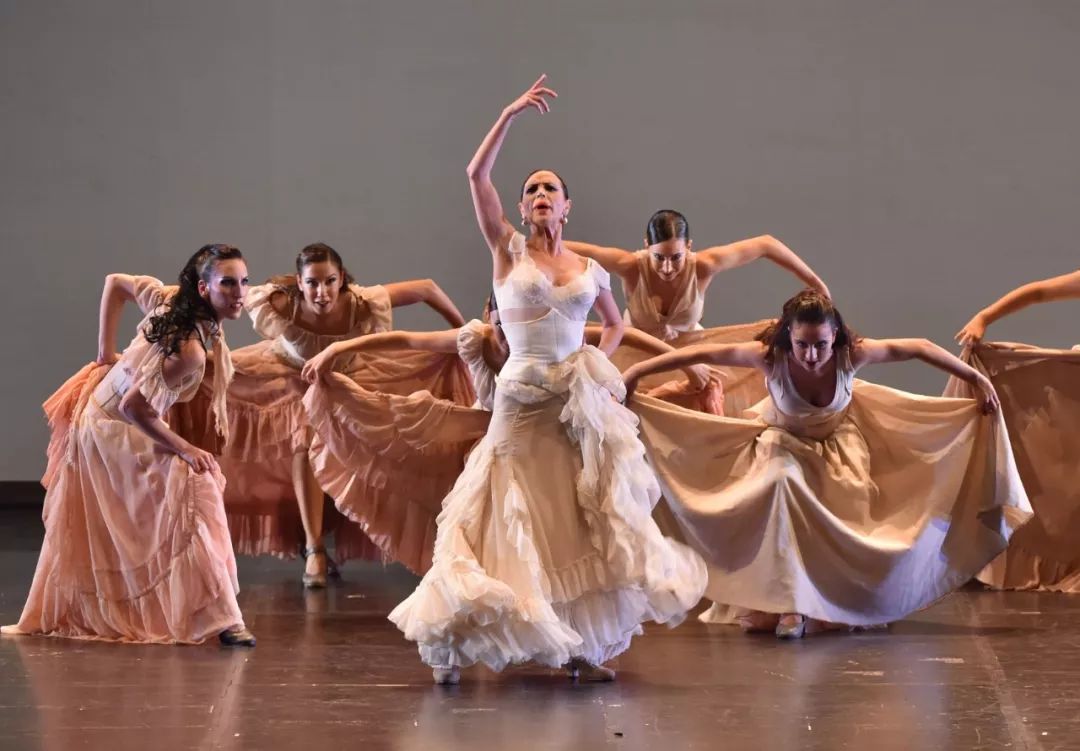 不羁地活,放肆去爱,安达卢西亚的憧憬