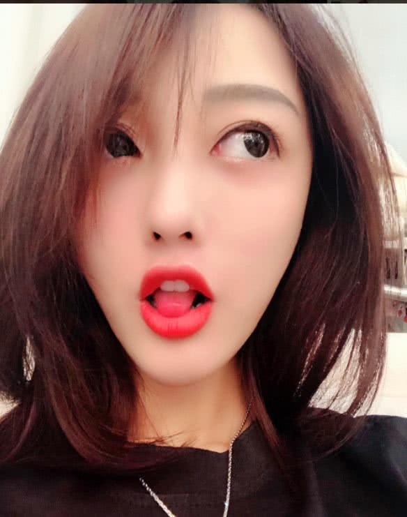 快手主播收入排行遭曝光娜美实力崛起一姐小伊伊前三都没进