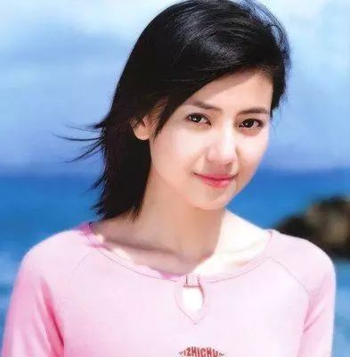 女明星刚出道时的照片谁惊艳到了你