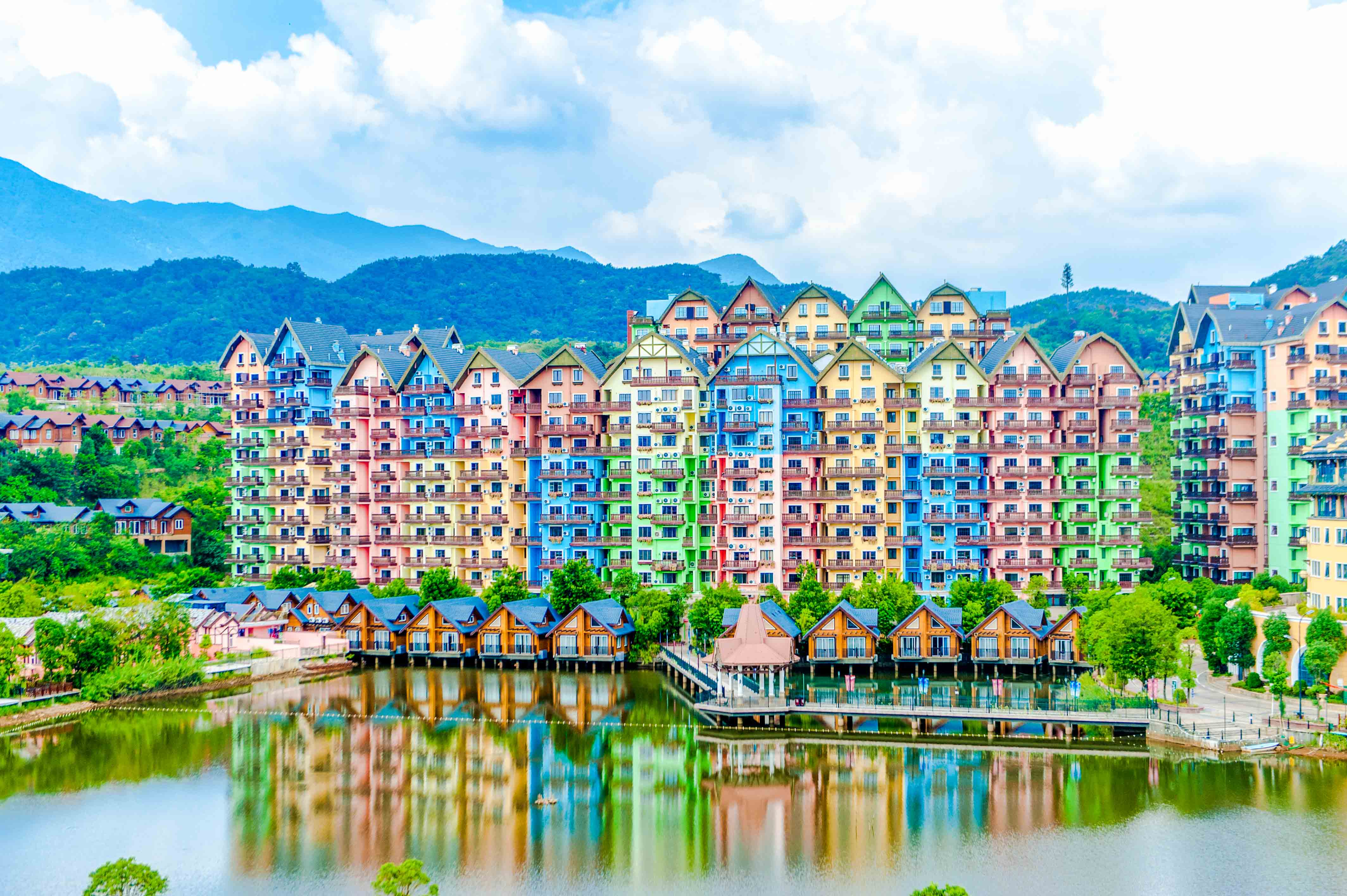 2%,巴伐利亚庄园修建在这样的环境中必定是锦上添花.