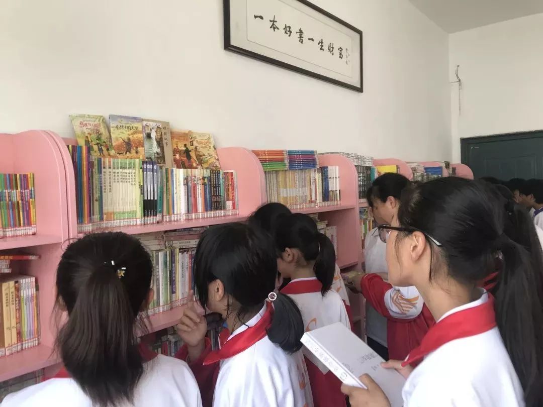 九江市柴桑区第20家希望乡村公益图书馆在新合镇开馆!