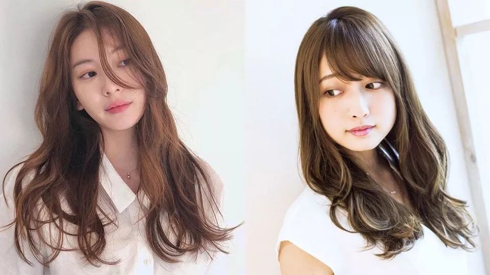 相较于整束的波浪卷,微卷发凌乱的发梢更有一种自然亲近的感觉～想烫