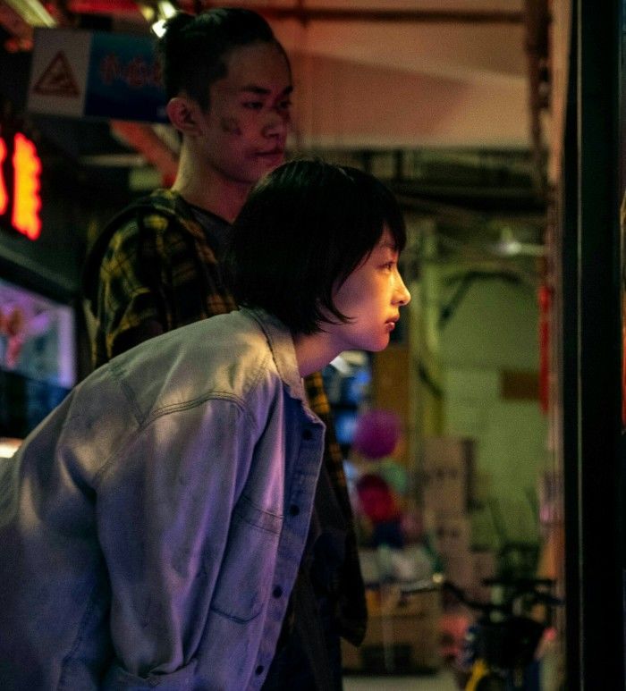 易烊千玺在《少年的你》中总是脏脏的,粉丝很疑惑,监制给出答案