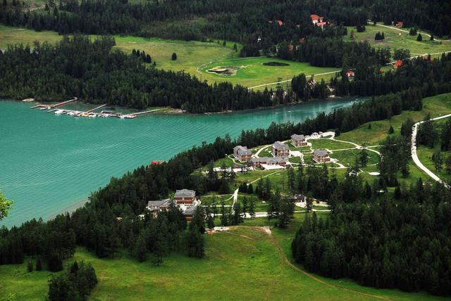 喀纳斯湖(kanas lake):人间仙境,神的花园_湖泊