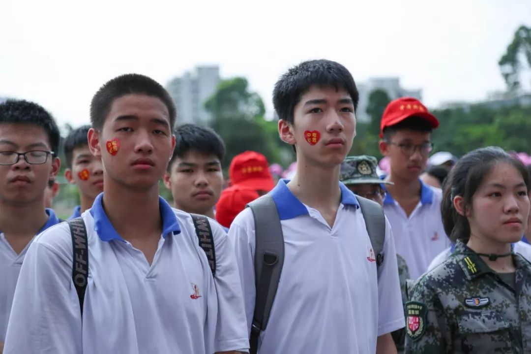 中考前夕广大附中教育集团初三年级完成了一次壮举