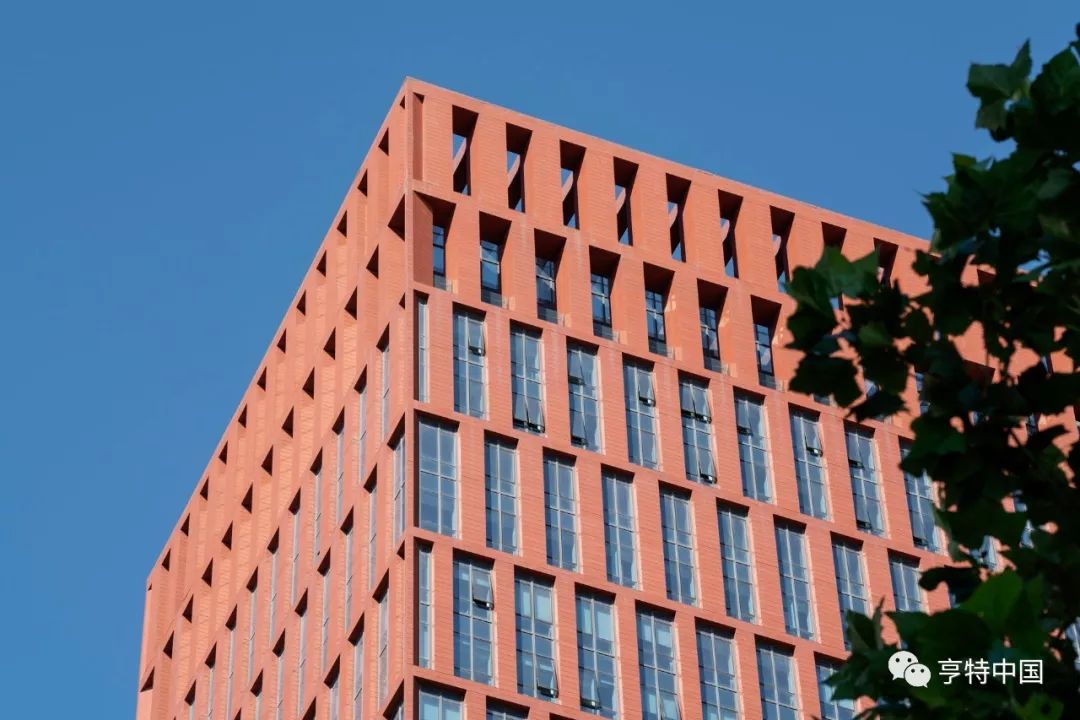 案例分享用梦想和激情为之上色天津于家堡双创大厦