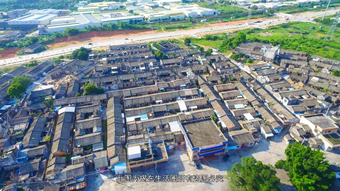 航拍视角圩埔村扼古揭阳县东部各镇陆路通往县城的交通要道,自明朝