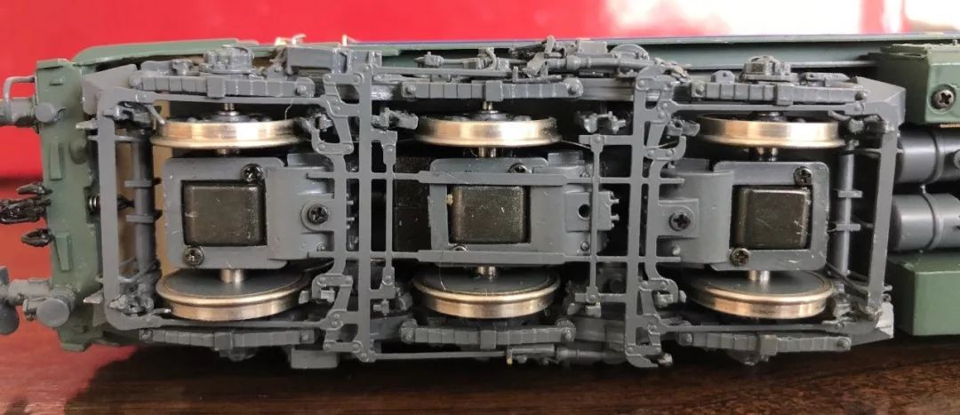 6y2电力机车模型三