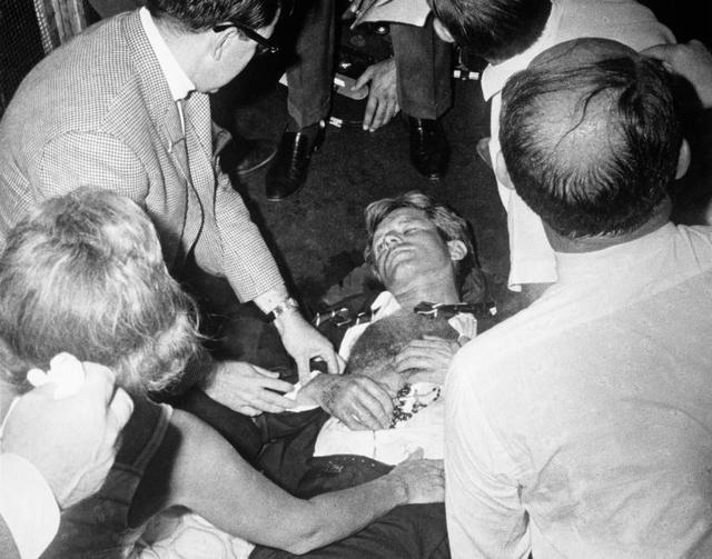 原创谁杀死了肯尼迪刺客手枪只能装8发子弹现场却传13声枪响