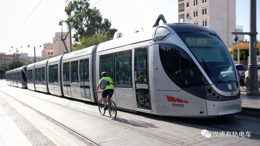 历史名城宗教圣地耶路撒冷的有轨电车