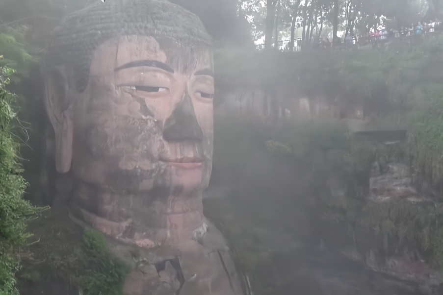 我国四川乐山大佛曾有4次闭眼到底是怎么回事