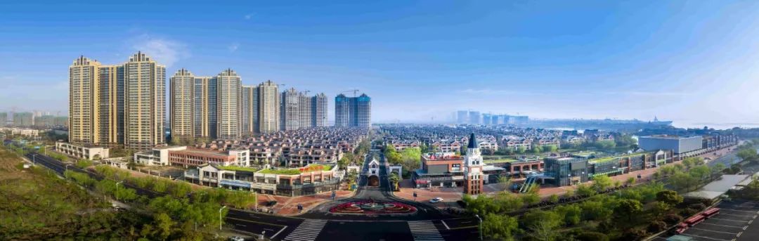 保利中央公园三期醉美湖景高层即将倾城绽放