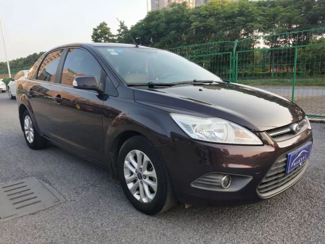 14年精品福克斯只要4xx万元