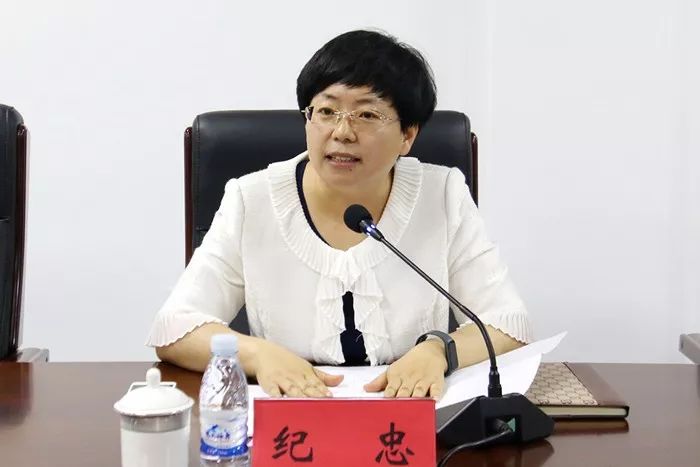 县长罗奎亮讲话6月13日,我县举行辽宁大学商学院对接服务辽阳县县域