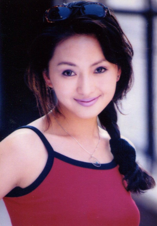 "香妃"去世,他因伤心放弃出演《还珠3》,至今仍孤身一人_刘丹