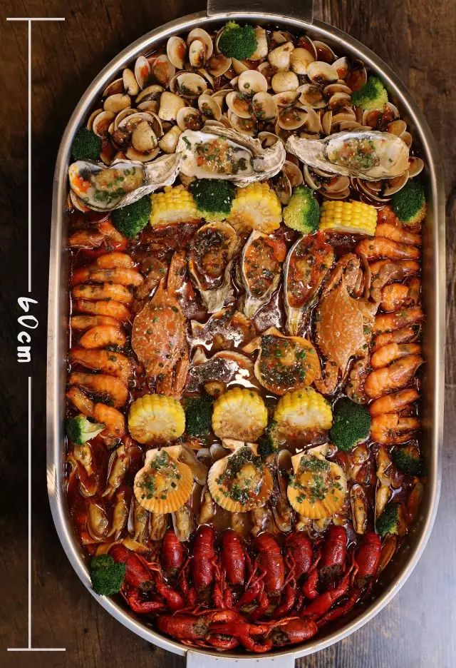 海鲜拼盘简直是满足了四季都能吃上美味海鲜的欲望军少把它们作为鸳鸯