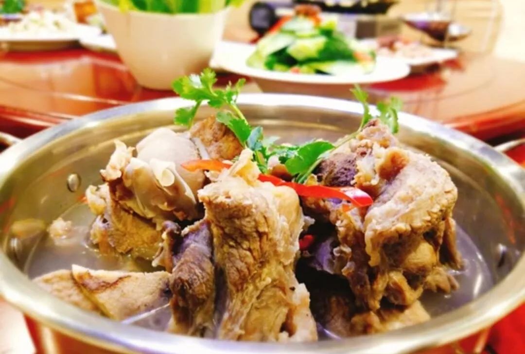 柳巷又有新去处小区里开的茶餐厅喝茶涮锅看电影