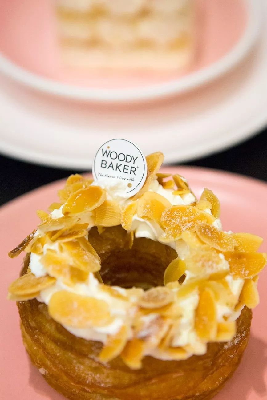 woodybaker6月15日开业派对买一送一等你撩