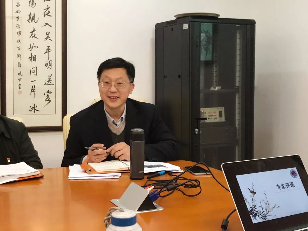 激活课堂提升思维同课题教学研究活动引领教师专业发展