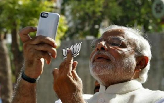 也未能逃出"自拍"魔爪哪怕印度总理莫迪更搞笑的是2016年,印度成为美