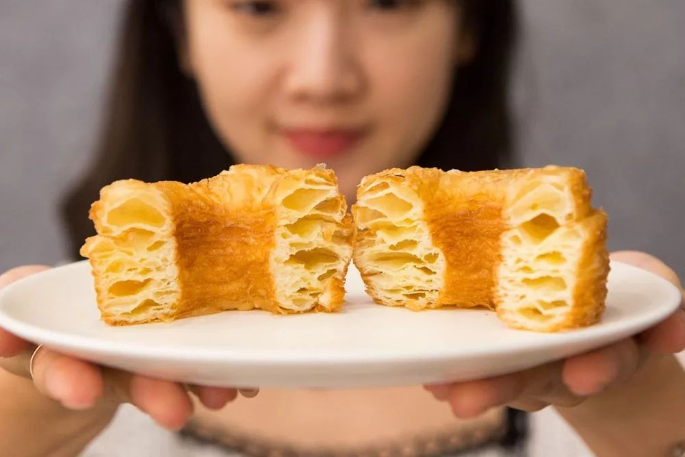 woodybaker6月15日开业派对买一送一等你撩