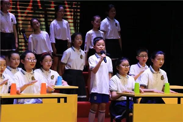 回望幸福，梦想起航 ——记海安市城南实验小学2019届学生毕业典礼 图15