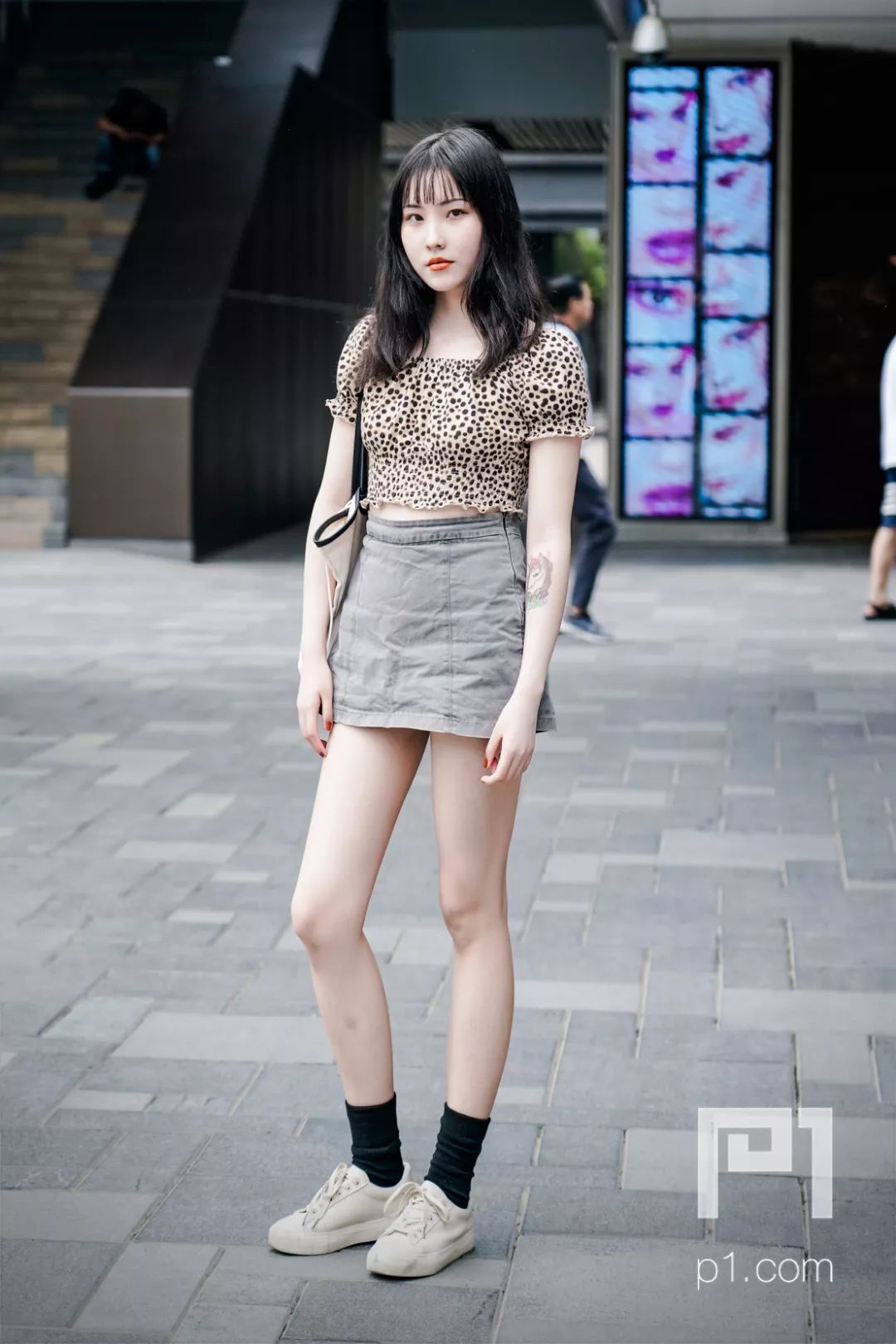 【p1街拍 投票票】穿上crop top,露出夏日小性感