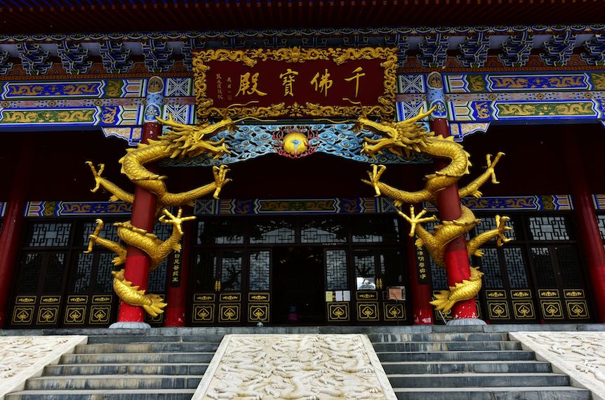 年代精神华藏寺寻佛前那如莲般幽兰的沉静