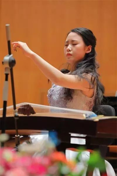 现场视频来袭张雨轩古筝独奏音乐会在北京震撼上演