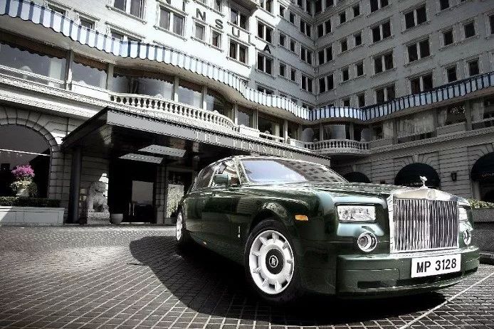 幻影(rolls-royce phantom)是劳斯莱斯被宝马(bmw)收购后推出的产品之