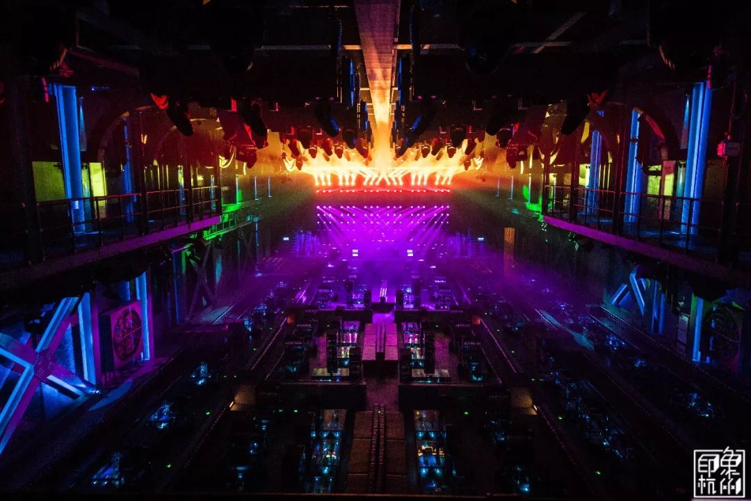 酷炫首发onethird登陆杭城来室内音乐节集体夏日叛逃吧