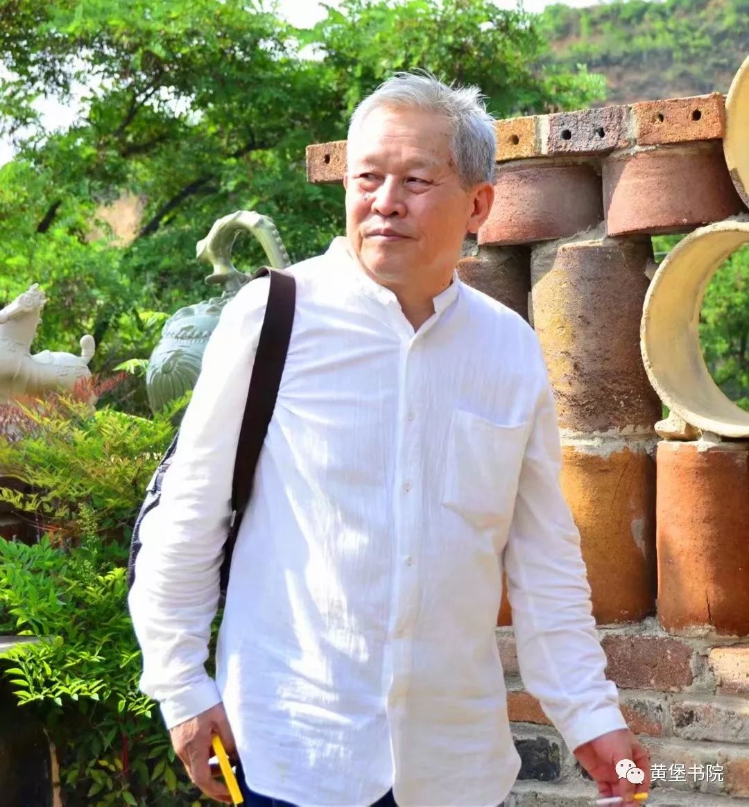 国家一级作家,陕西省作协顾问,黄堡书院院长.