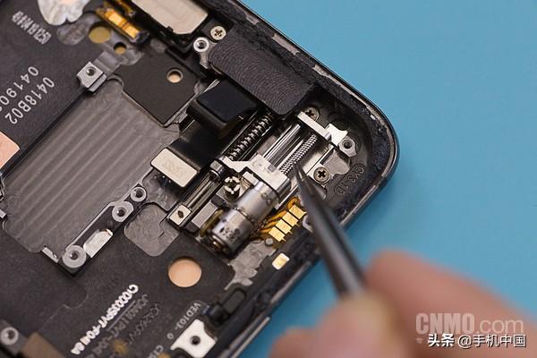 一加7pro拆机解析内外兼修树立旗舰手机新标杆