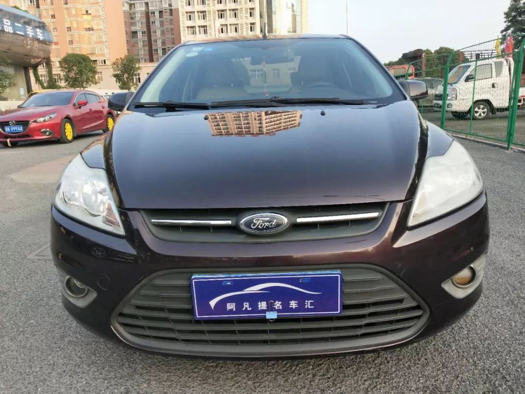 14年精品福克斯只要4xx万元