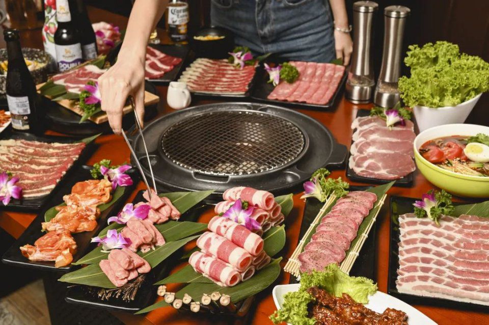 烤肉放题吃澳洲和牛坐下来3min就回本了