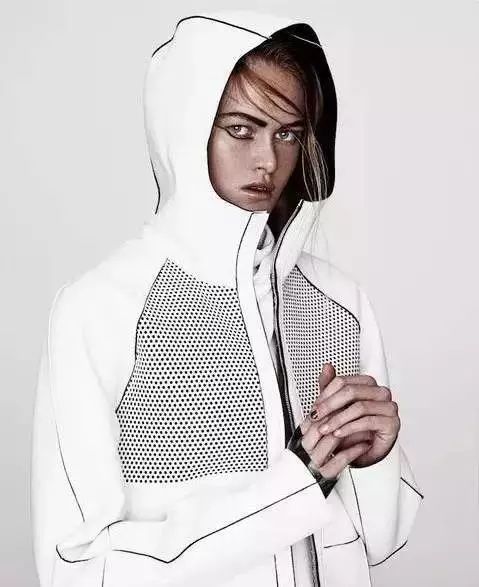 服装设计中的切割手法镂空拼接撞色分割线