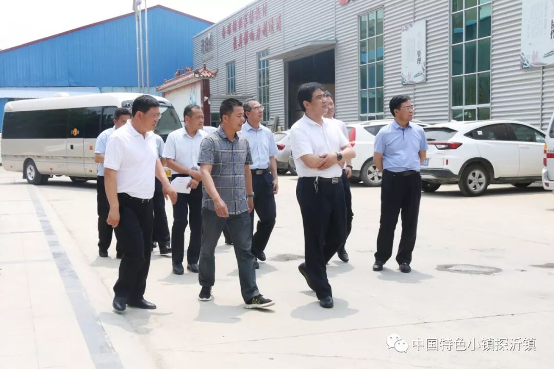 张钰到探沂镇联系企业开展调研工作