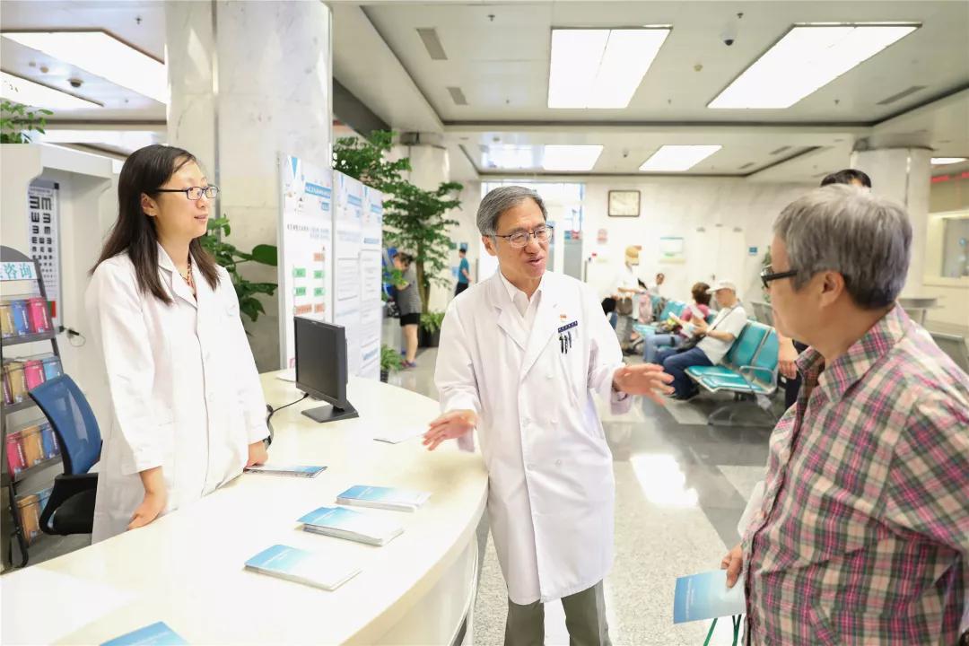 包含友谊医院黄牛帮您解决医路难题的词条