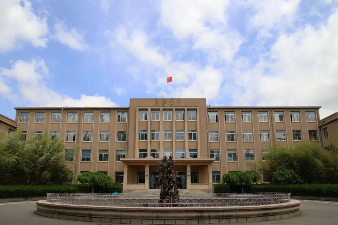 青岛农业海都学院图片